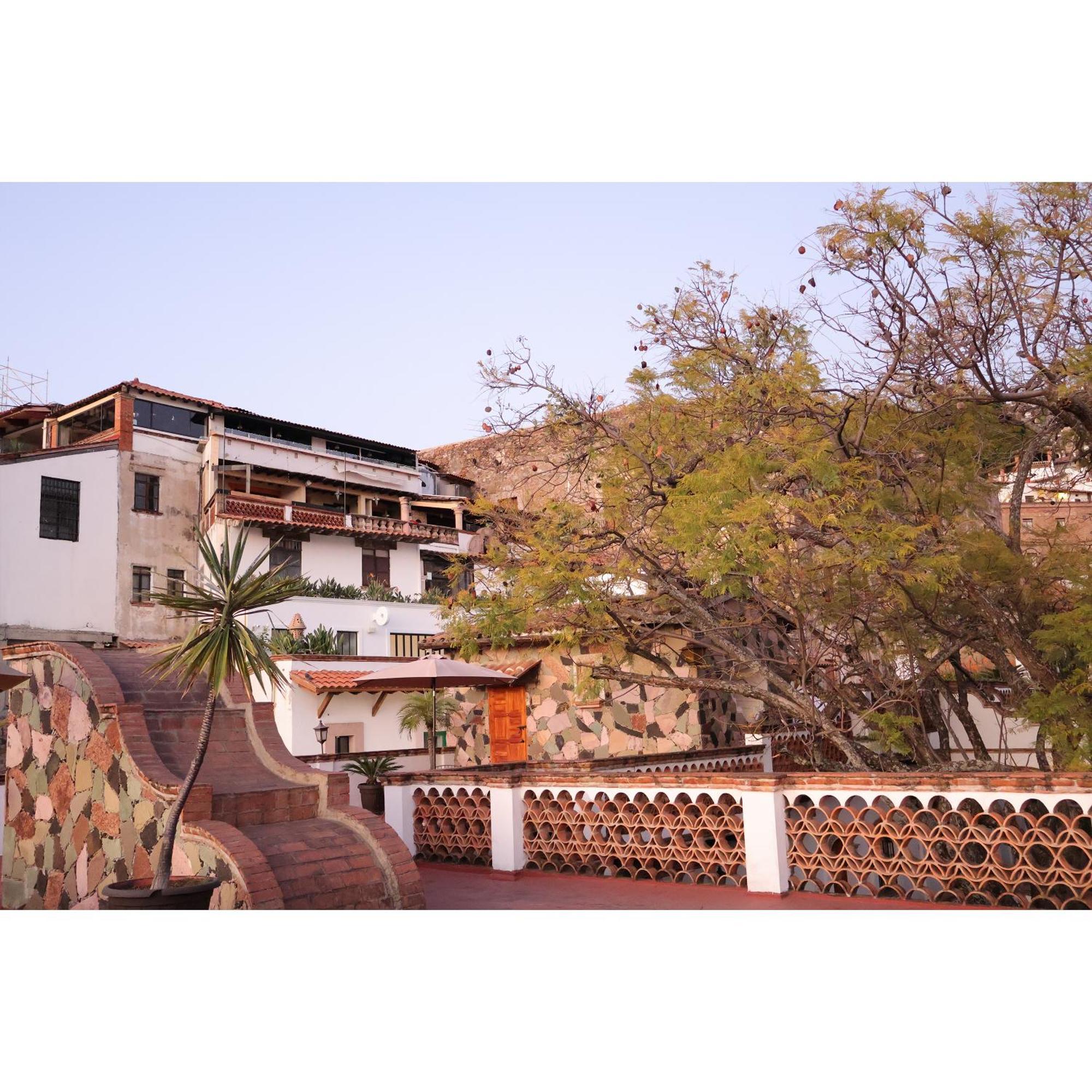 Hotel Los Arcos Taxco de Alarcon Buitenkant foto